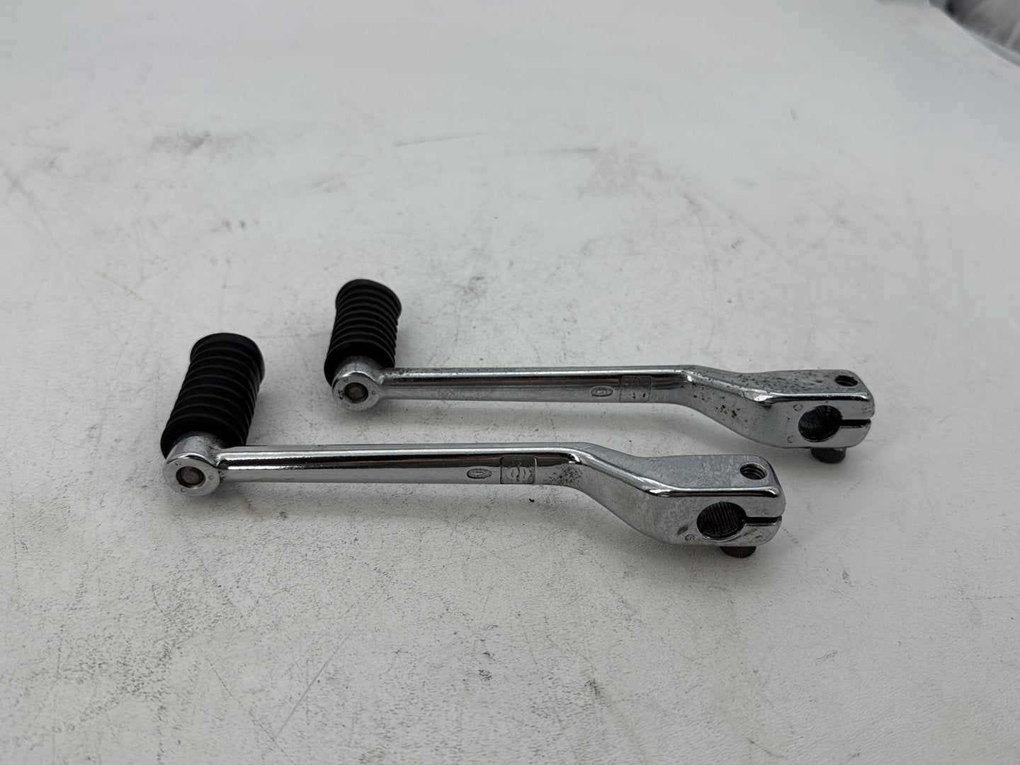 2007 Harley Street Glide Touring FLHX OEM Gear Shifter Lever Pedal