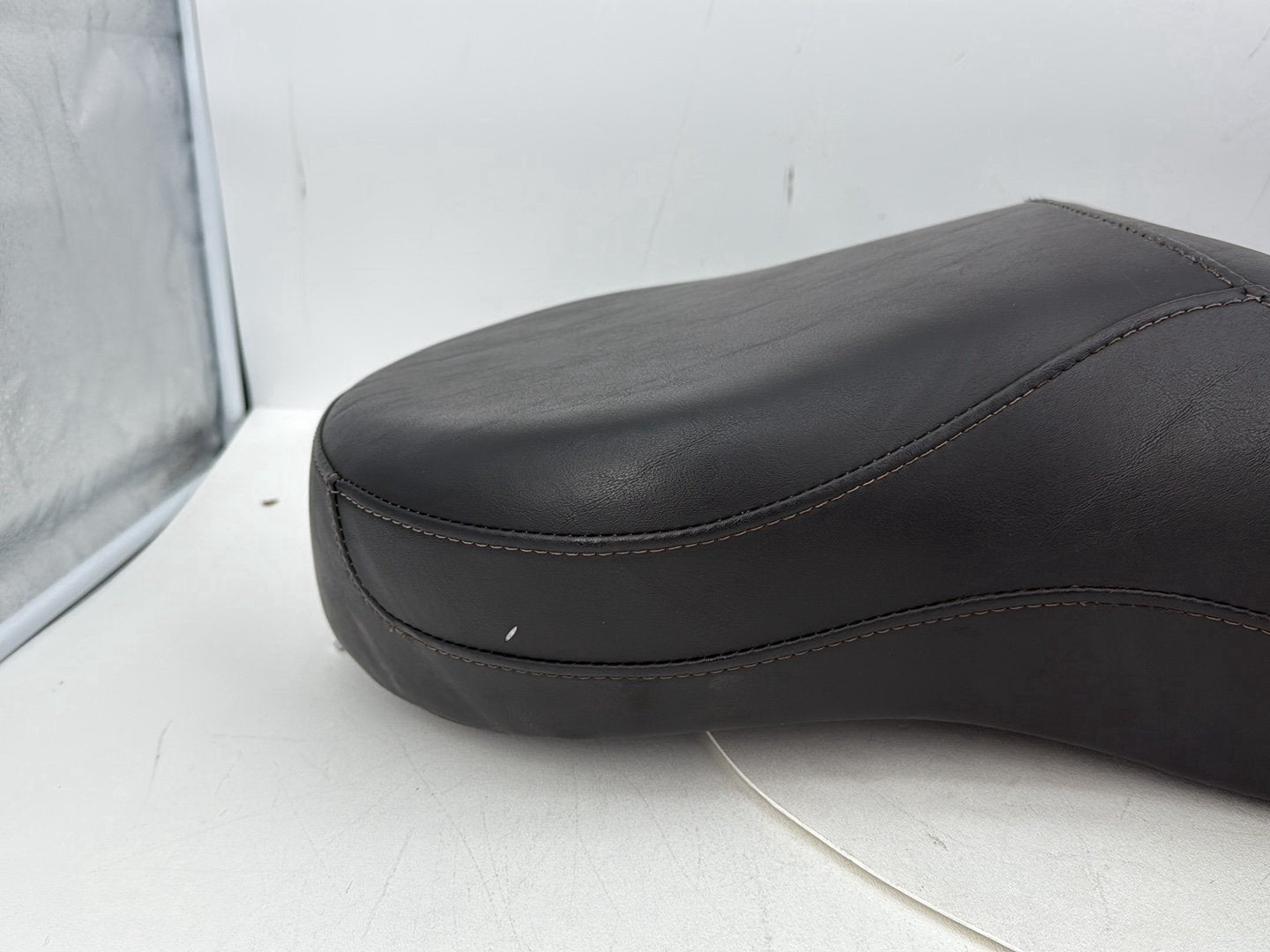 2007 - 2012 Harley-Davidson Dyna Super Glide Passenger Rider Driver Seat Saddle   53077-06