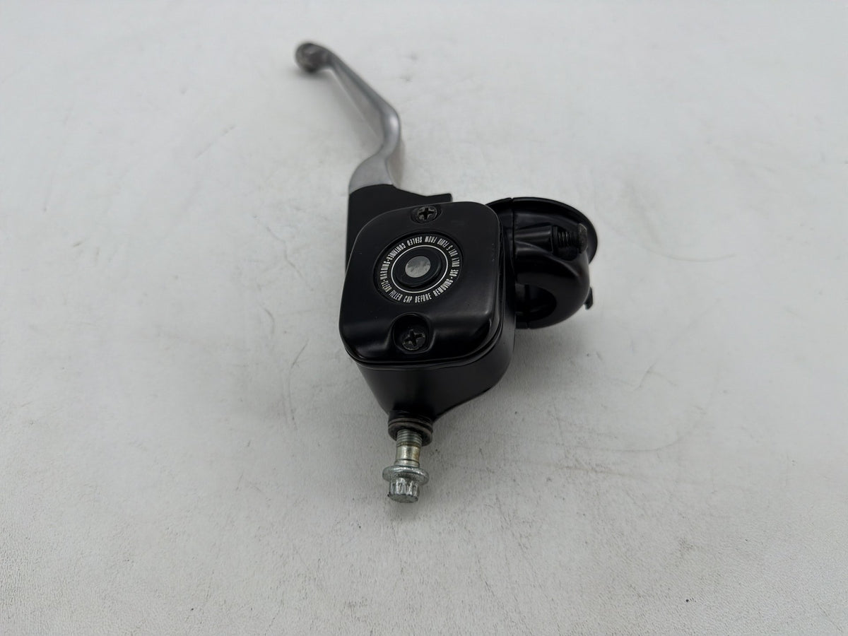 2001 Harley Electra Glide Touring OEM Front Right Brake Lever Master Cylinder