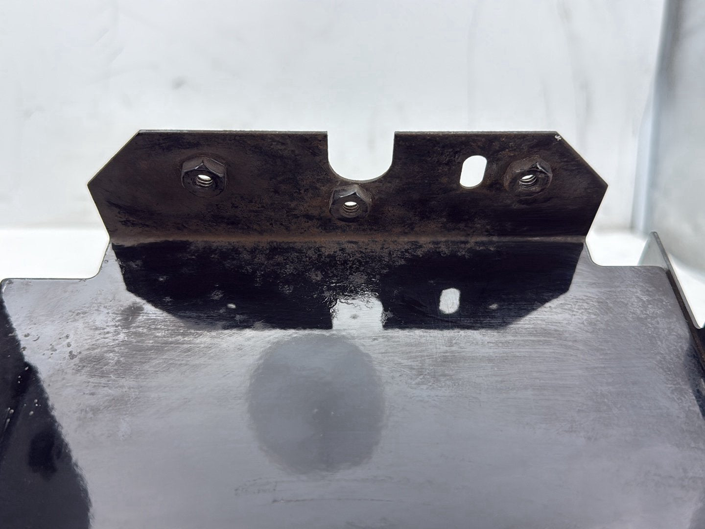 1995 Harley Road King Touring FLHR OEM Battery Tray Bracket Holder Carrier