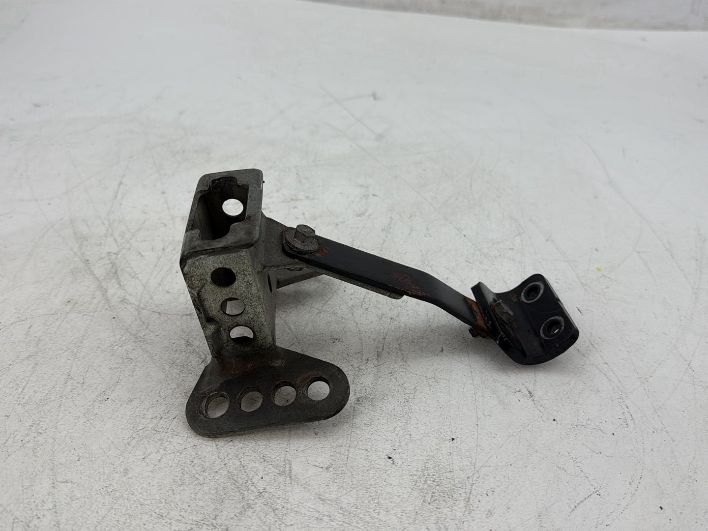 2018 Harley Electra Glide Touring Driver Rider Backrest Bracket Mount 52589-09A