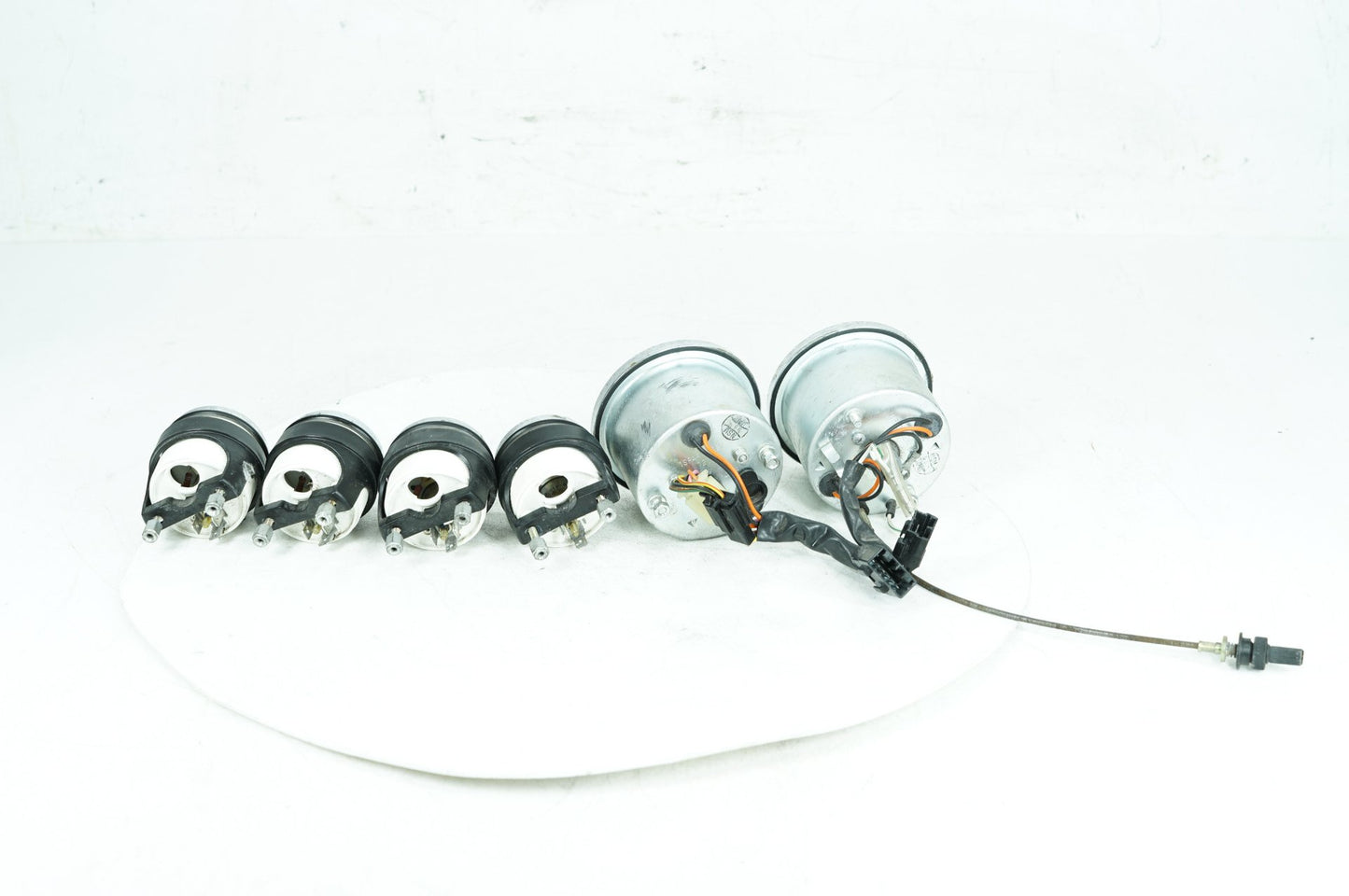 1984 - 1998 Harley-Davidson Touring Electra Glide Ultra Air Oil Volt Fuel Tacho Speedo Gauges  	67349-96