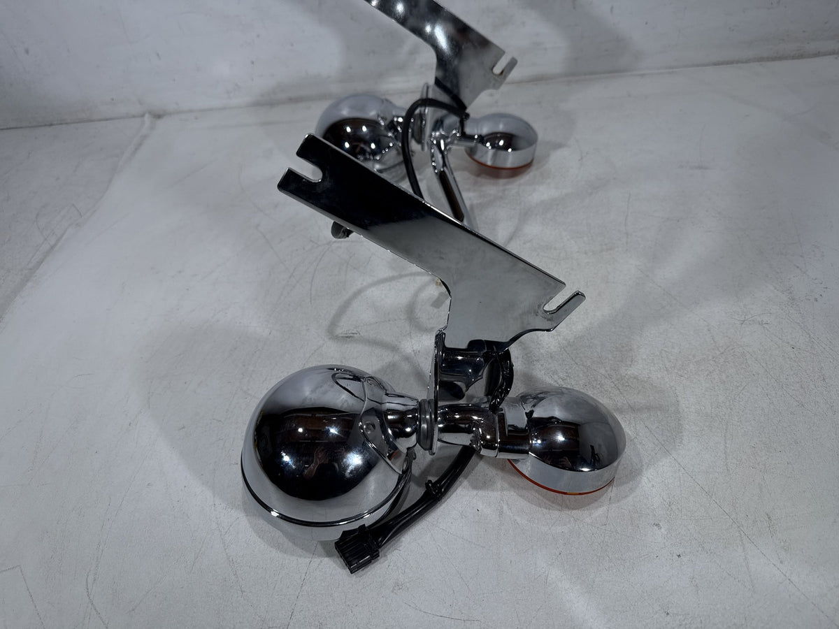 2002 Harley Electra Glide Touring OEM Front Turn Signal Indicators Aux Light Bar