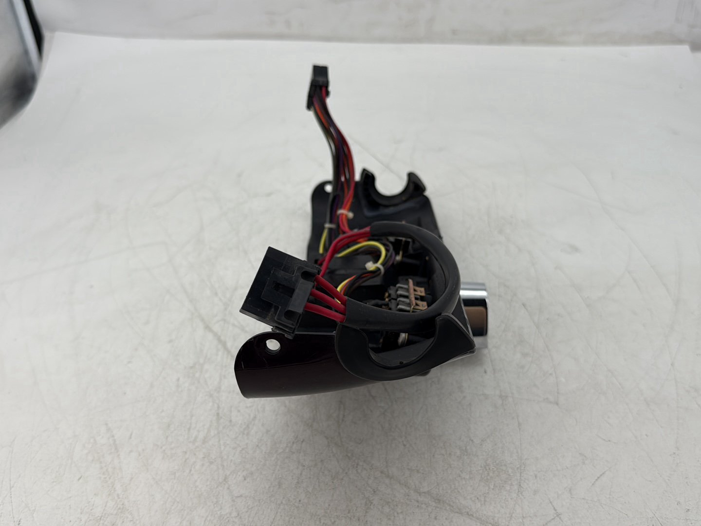 2005 Harley Electra Glide Touring Ultra FLHTCUI OEM Fuel Gas Tank Dash Console NOKey