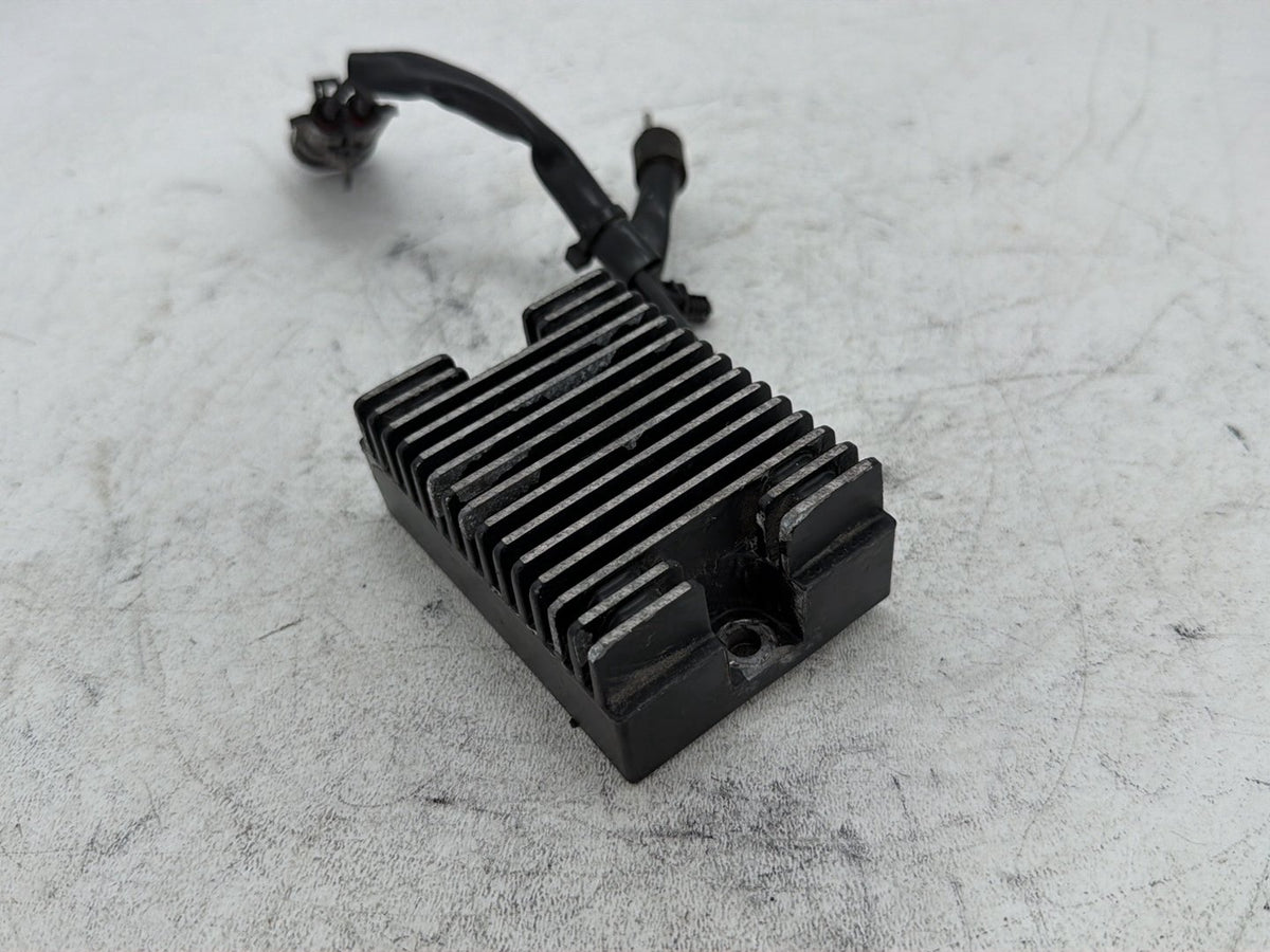 2006 Harley Sportster 1200 Custom XL1200C OEM Voltage Regulator Rectifier