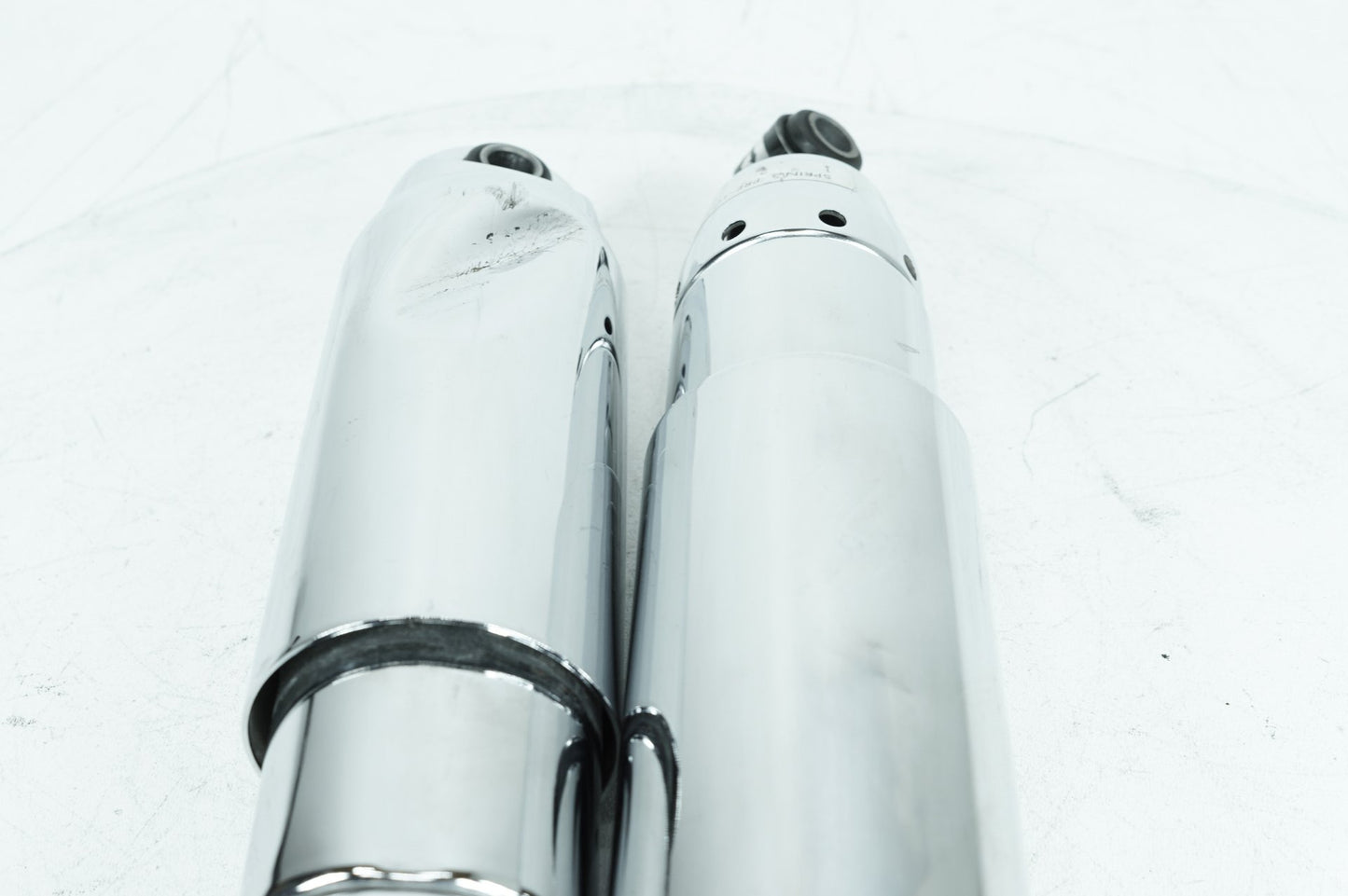 2007 - 2011 Harley-Davidson Dyna Fat Bob Rear Left Right Shock Absorbers Shock Absorber