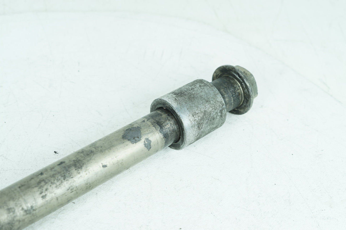 2004 - 2013 Harley-Davidson Sportster Low Rear Wheel Axle Bolt Shaft 41176-08