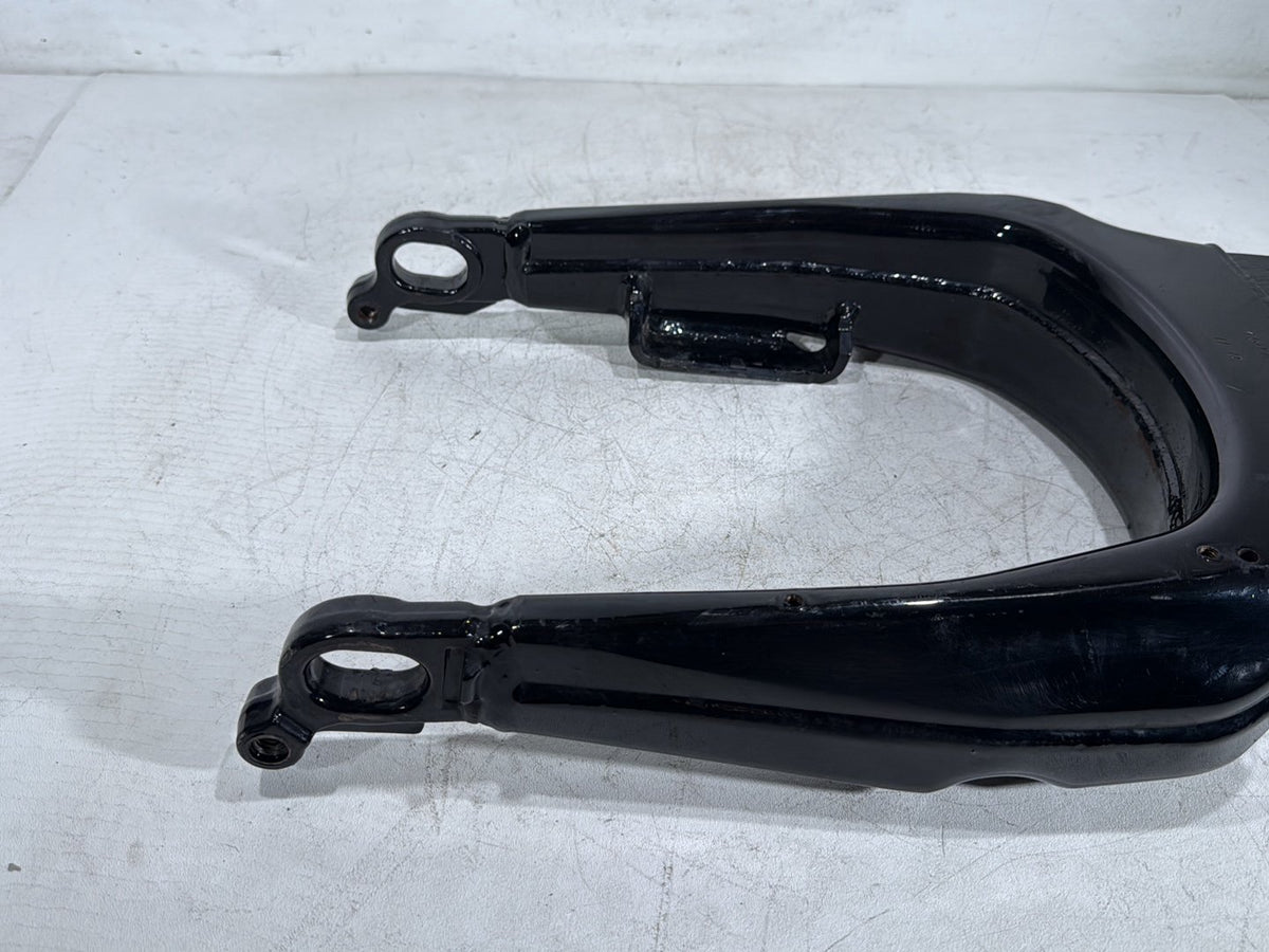 2011 Harley Electra Glide Touring Ultra OEM Rear Fork Swingarm Swing Arm