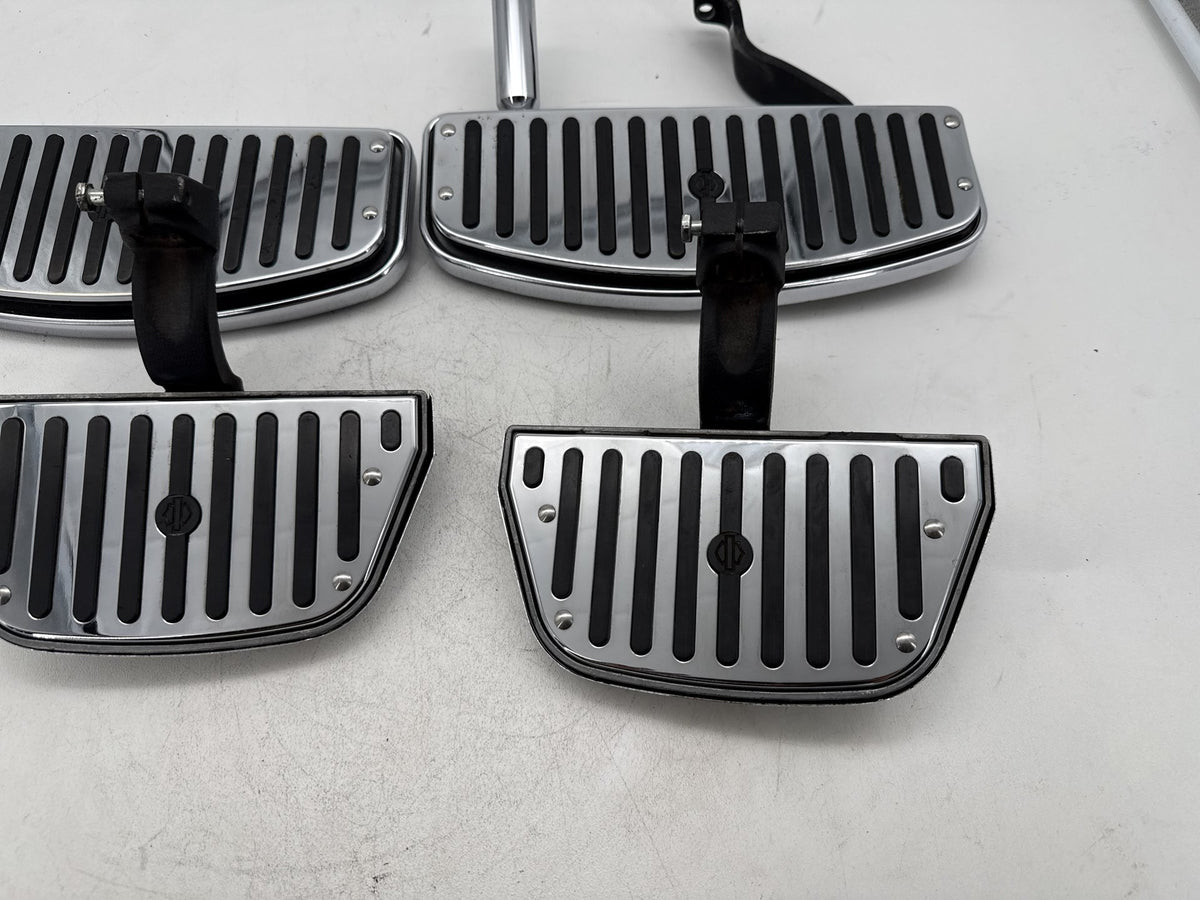 97 Harley Heritage Softail Classic Left Right Driver & Pass Floorboard Foot Rest