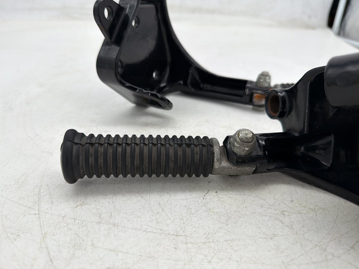 2006 Harley Softail Deuce FXSTDI OEM Left & Right Driver Step Foot Rest Pegs