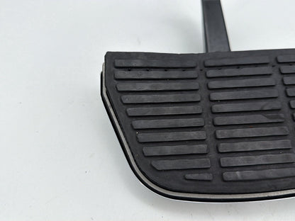 2003 Harley Road King Touring FLHRCI Classic OEM Left & Right Passenger Floorboard Foot Rest