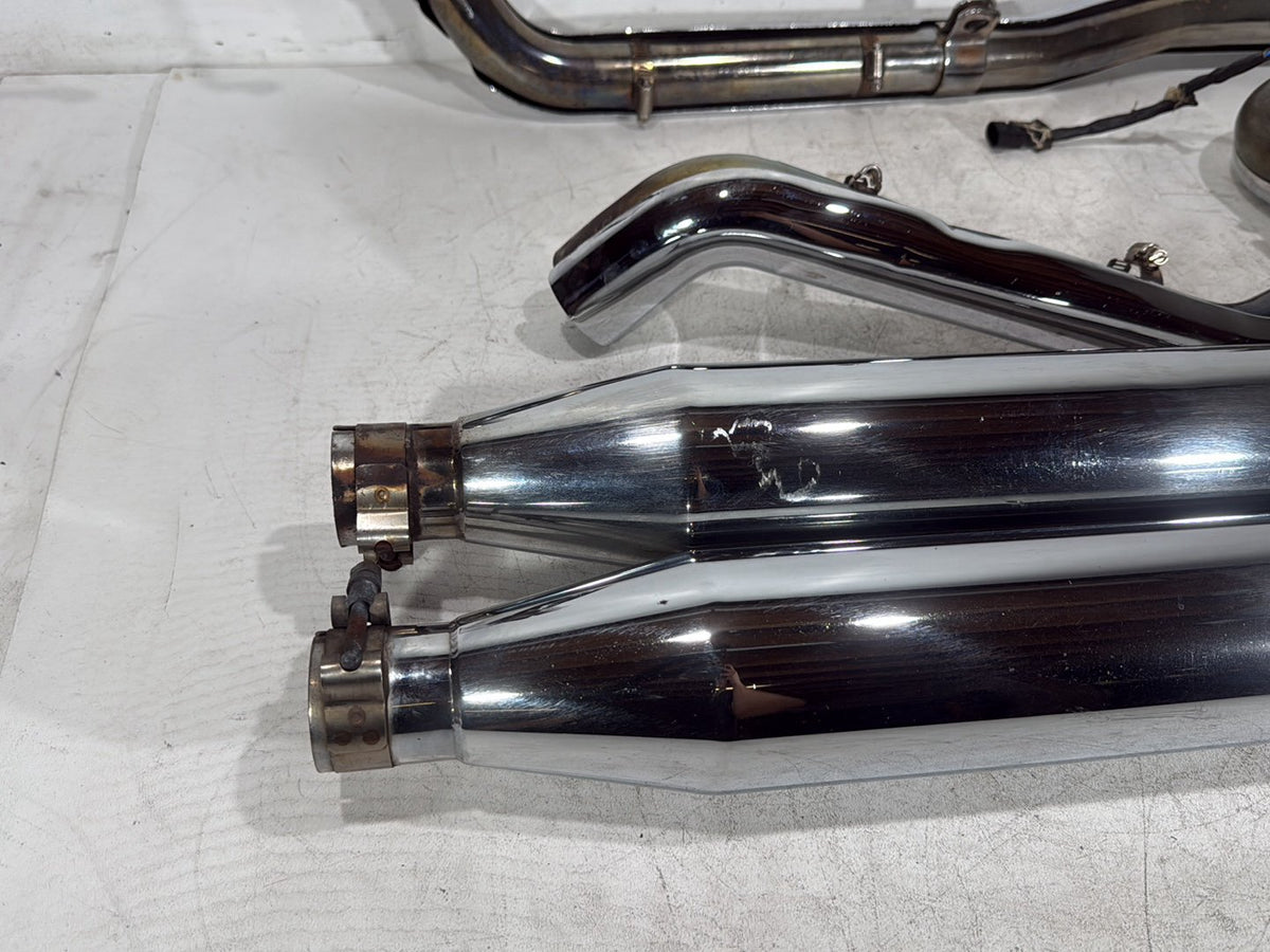 2007 Harley Electra Glide Touring Ultra OEM Exhaust Header Pipes Muffler