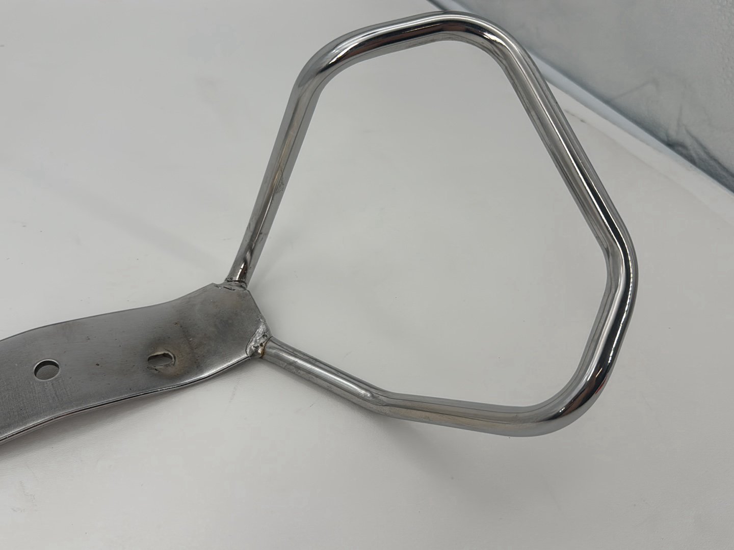 1999 - 2006 Harley-Davidson Touring Electra Glide Classic Rear Passenger Handrail Grab Bar Hand Rail  	91583-99