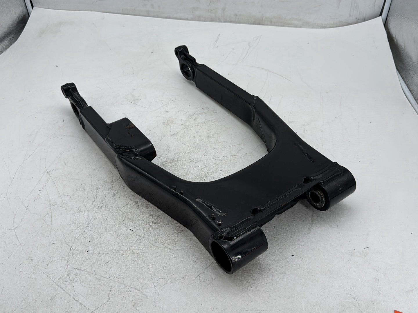 2006 Harley Street Glide Touring FLHXI OEM Rear Fork Swingarm Swing Arm