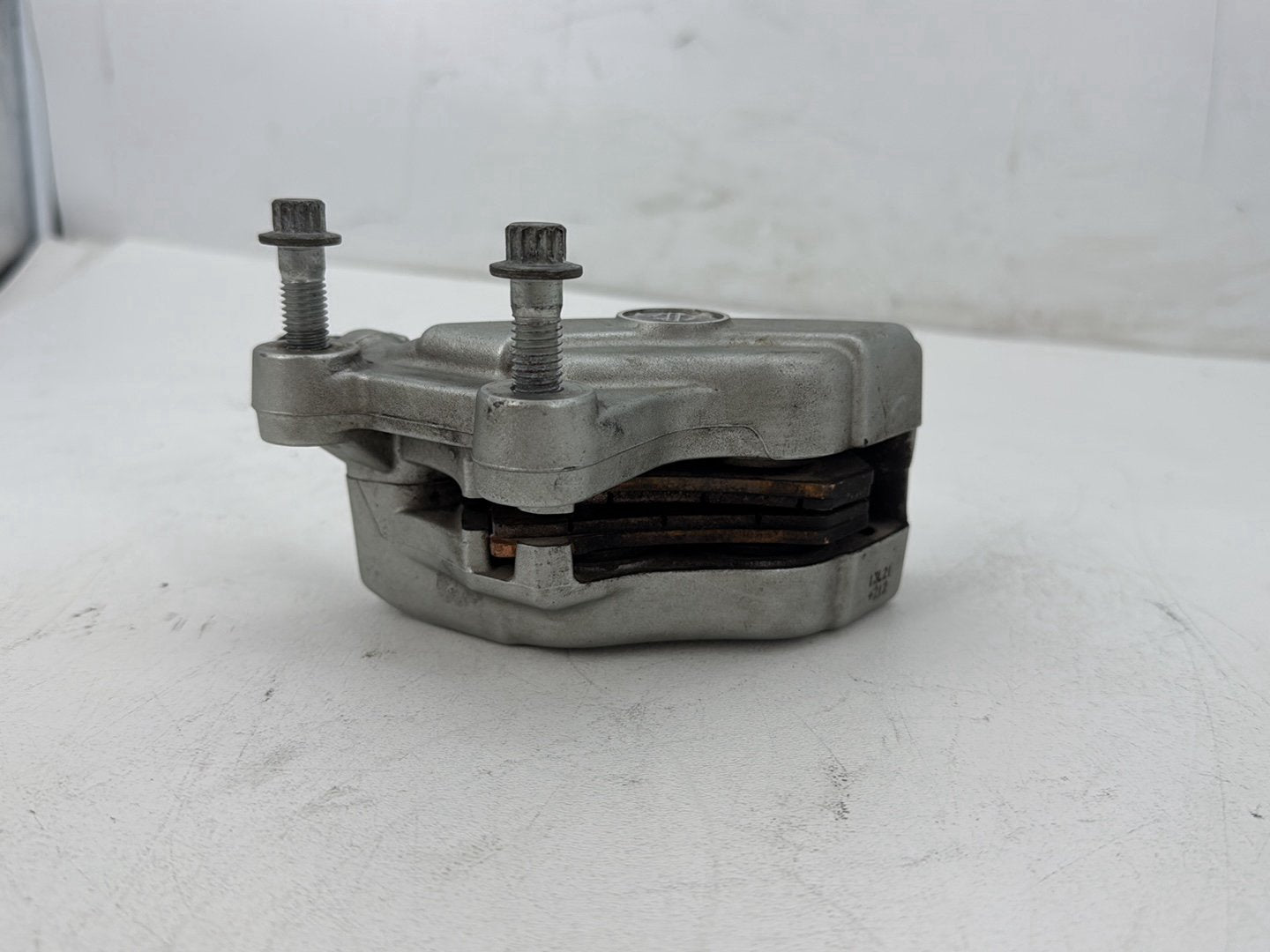 2014 Harley Electra Glide Touring CVO Screamin Eagle OEM Front Left 1 Brake Caliper