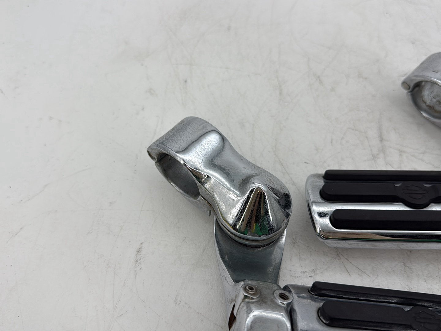 2008 Harley Touring FLHTCU Electra Glide Ultra OEM Front Right Left Highway Foot Pegs