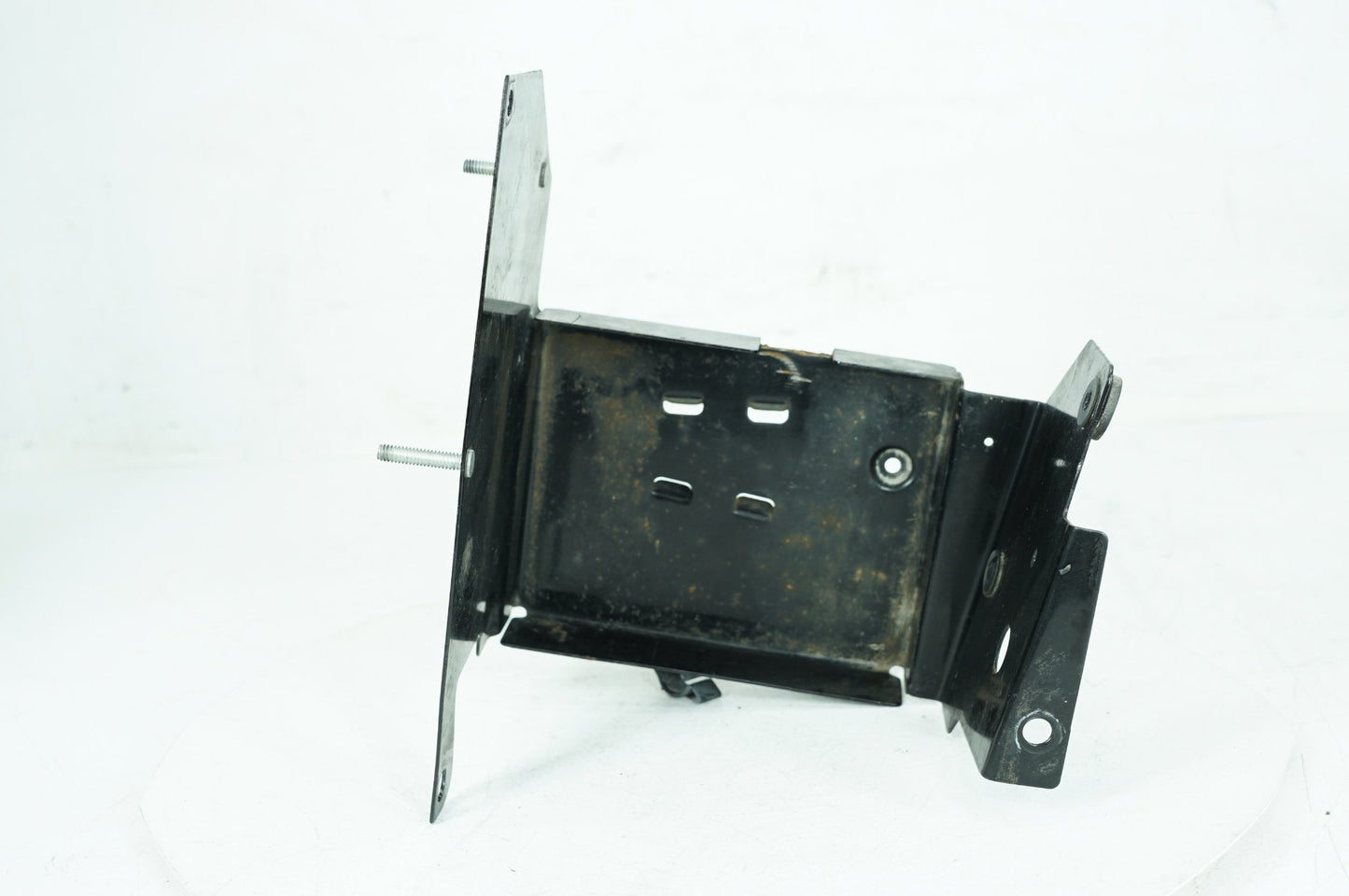 1999 - 2006 Harley-Davidson Touring Electra Glide Classic Battery Tray Bracket Holder Carrier 66281-02A