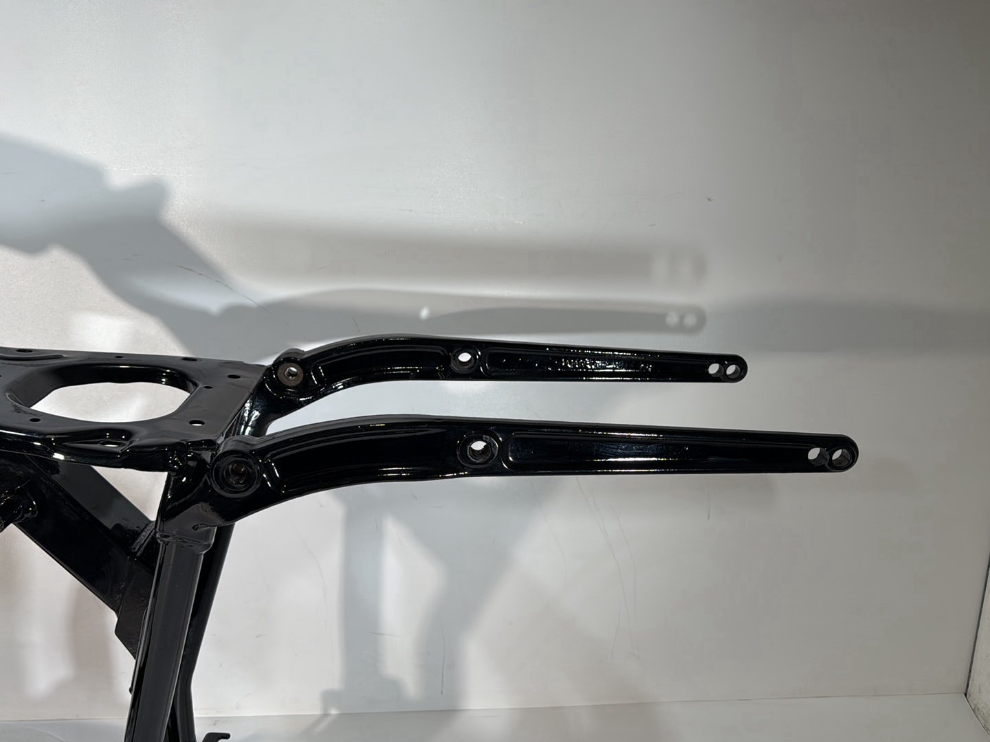 2007 - 2017 Harley-Davidson Dyna Super Glide Custom Body Main Frame Chassis SLVG 47463-06BHP