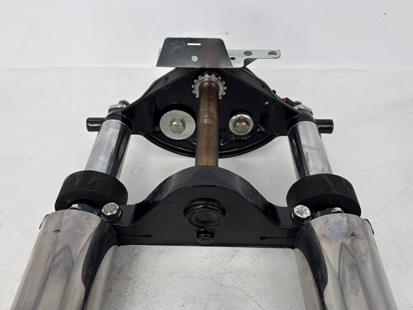 1999 - 2006 Harley-Davidson Touring Electra Glide Classic Front Triple Tree Set & LH RH Fork Legs Sliders 45435-95