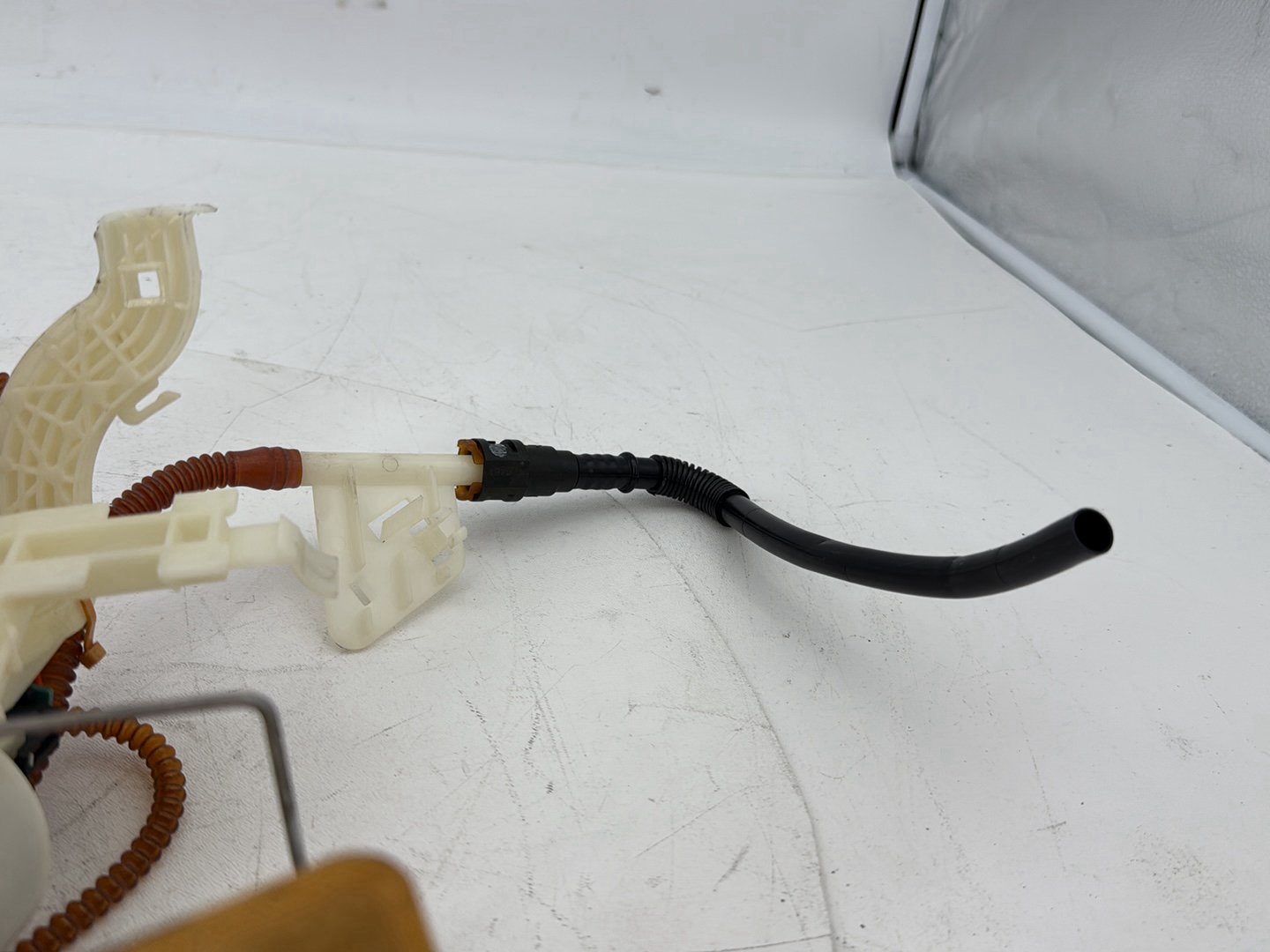 2007 - 2012 Harley-Davidson Touring Electra Glide Ultra Gas Gasoline Fuel Petrol Pump Sending 62908-08
