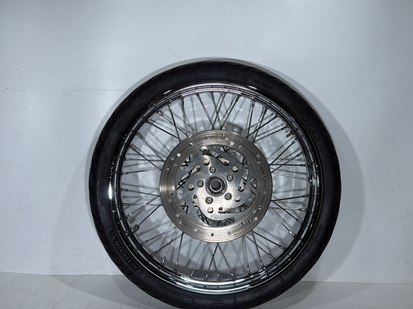 09 Harley Sportster XL1200 1200 Low OEM Front Wheel Rim Tire Spoked MH90-21 21"