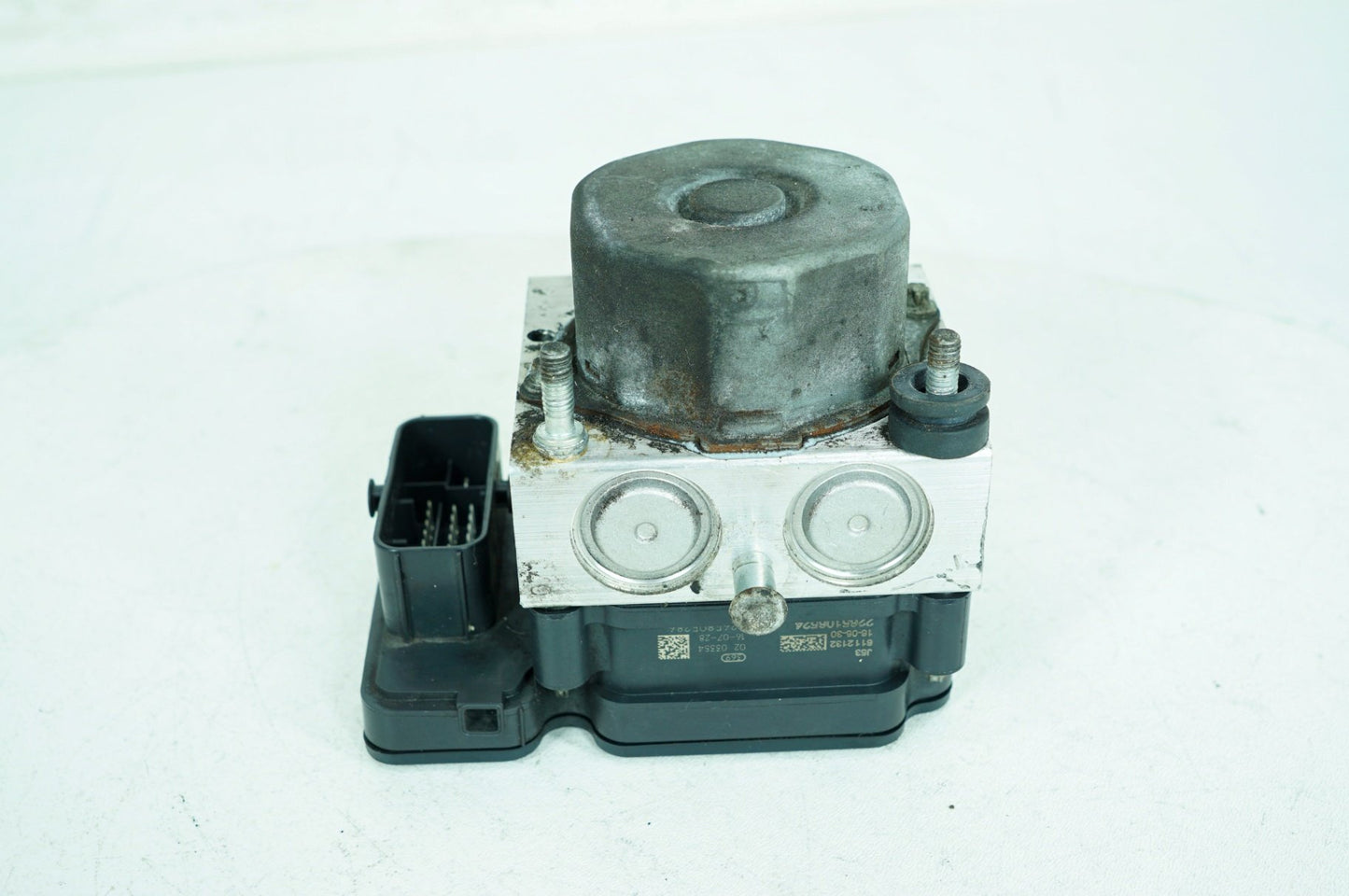 2017 - 2025 Harley-Davidson Touring Electra Glide Ultra ABS Brake Pump & Control Module 41100046