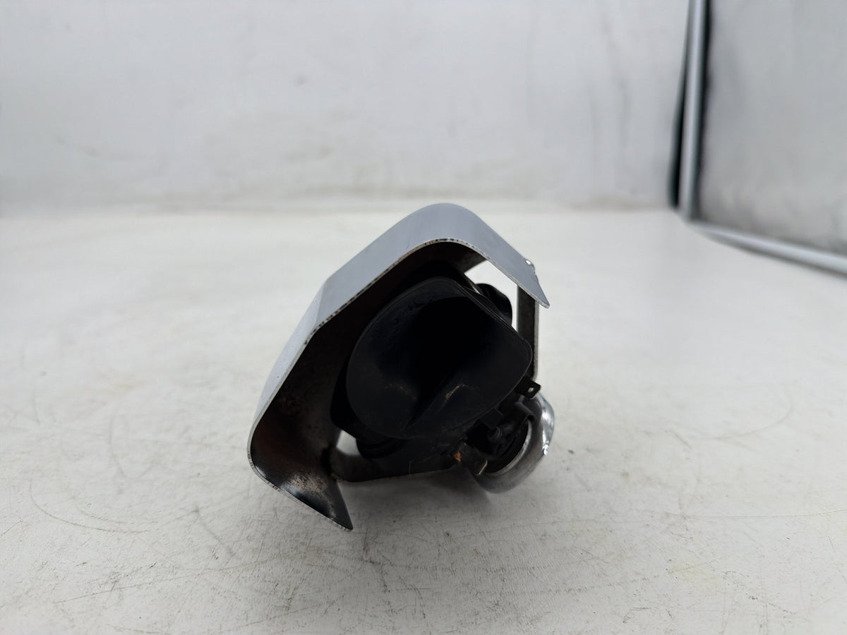 2004 Harley Electra Glide Touring Ultra OEM Horn Signal Klaxon Chrome Cover