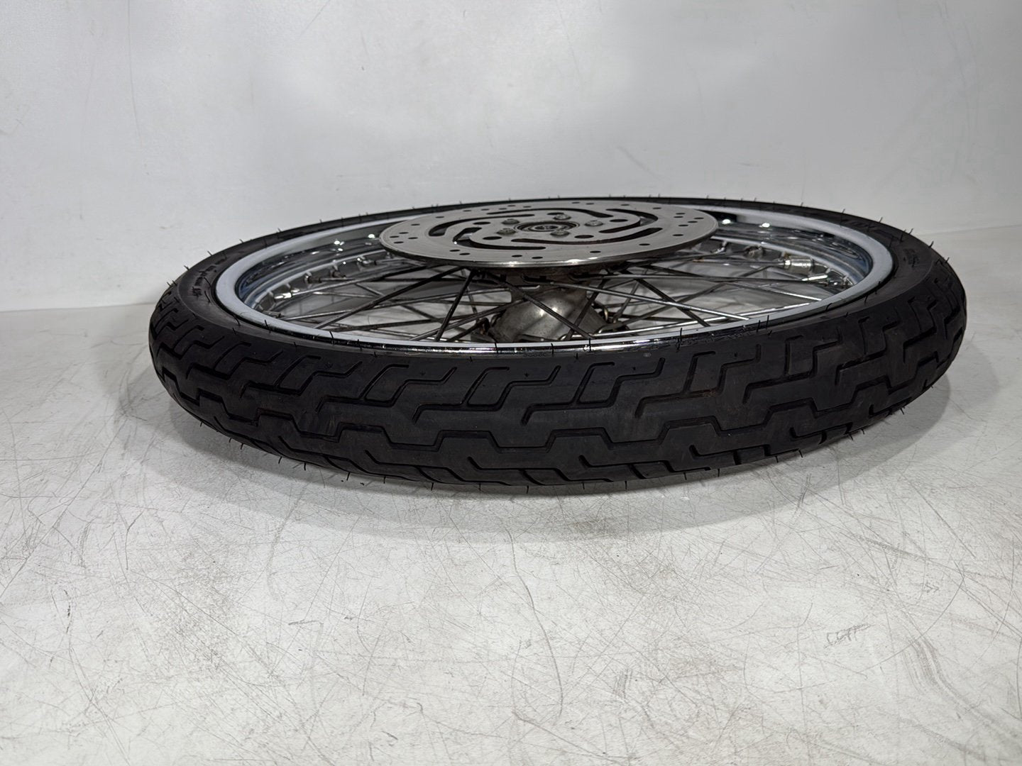 2005 Harley Sportster XL883C 883 Custom OEM Front Wheel Rim Tire Spoked