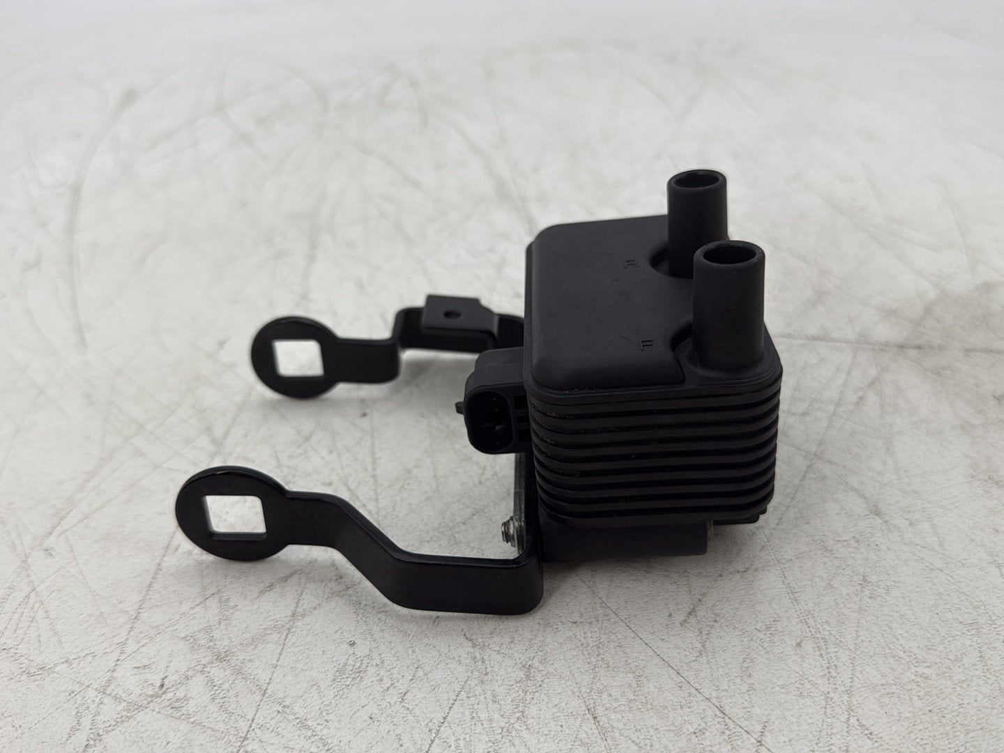 2006 Harley Sportster XL883L 883 Low OEM Ignition Coil Spark Igniter