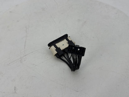 Harley-Davidson Misc  Dash Indicator Lamp Wire Plug In 68789-96