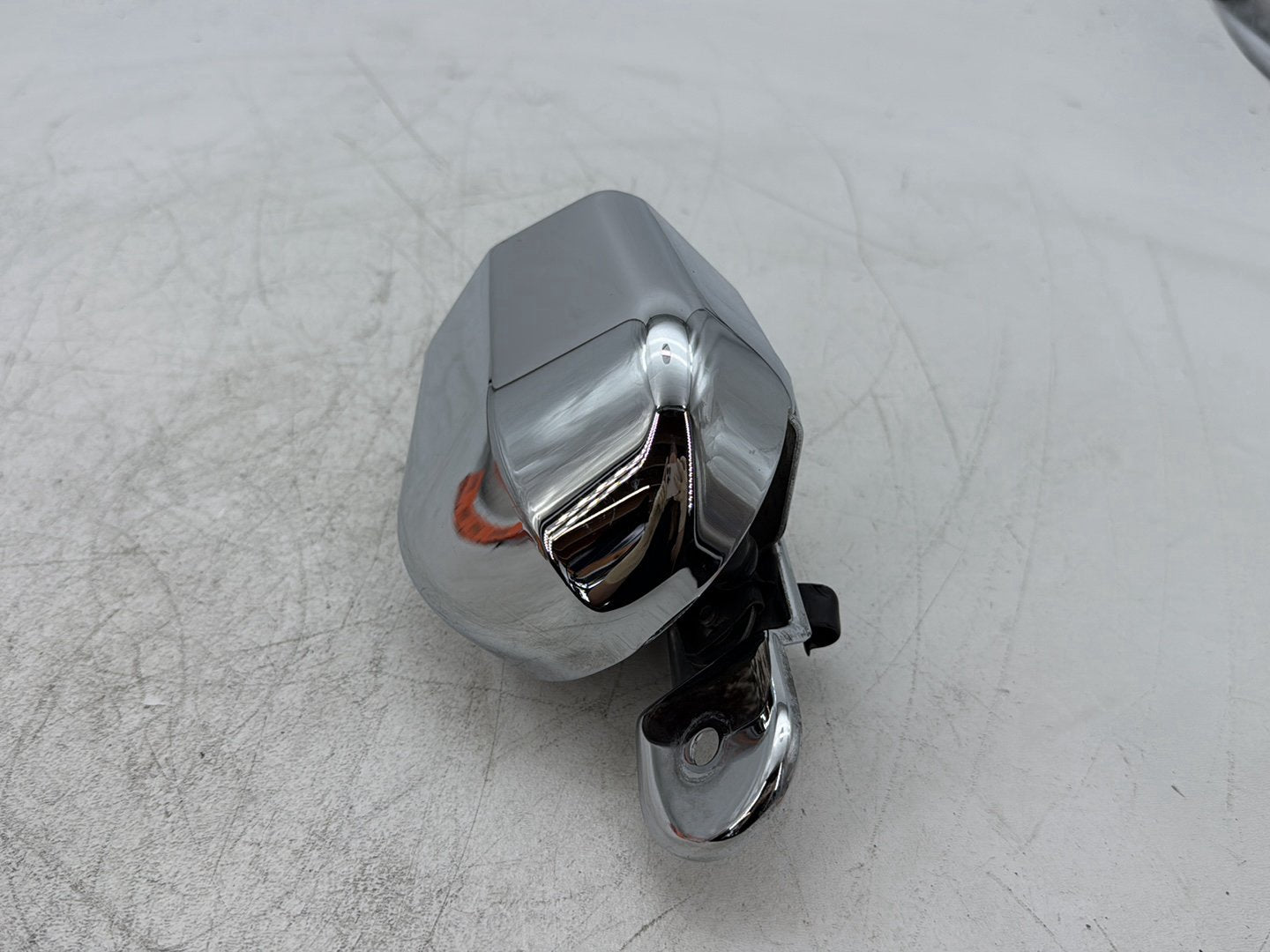 2013 Harley Electra Glide Touring Ultra FLHTCUI OEM Horn Signal Klaxon Chrome Cover