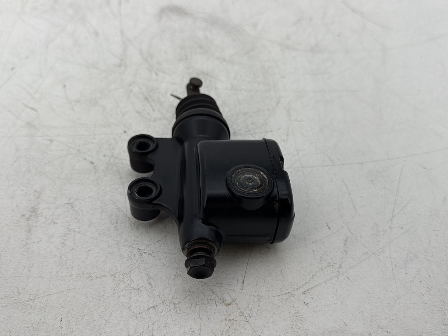 2014 Harley Street Glide Touring FLHXS OEM Rear Brake Master Cylinder Reservoir