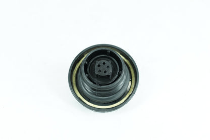1999 - 2006 Harley-Davidson Touring Electra Glide Classic Fuel Gas Tank Cap Bushing Hub 61274-92