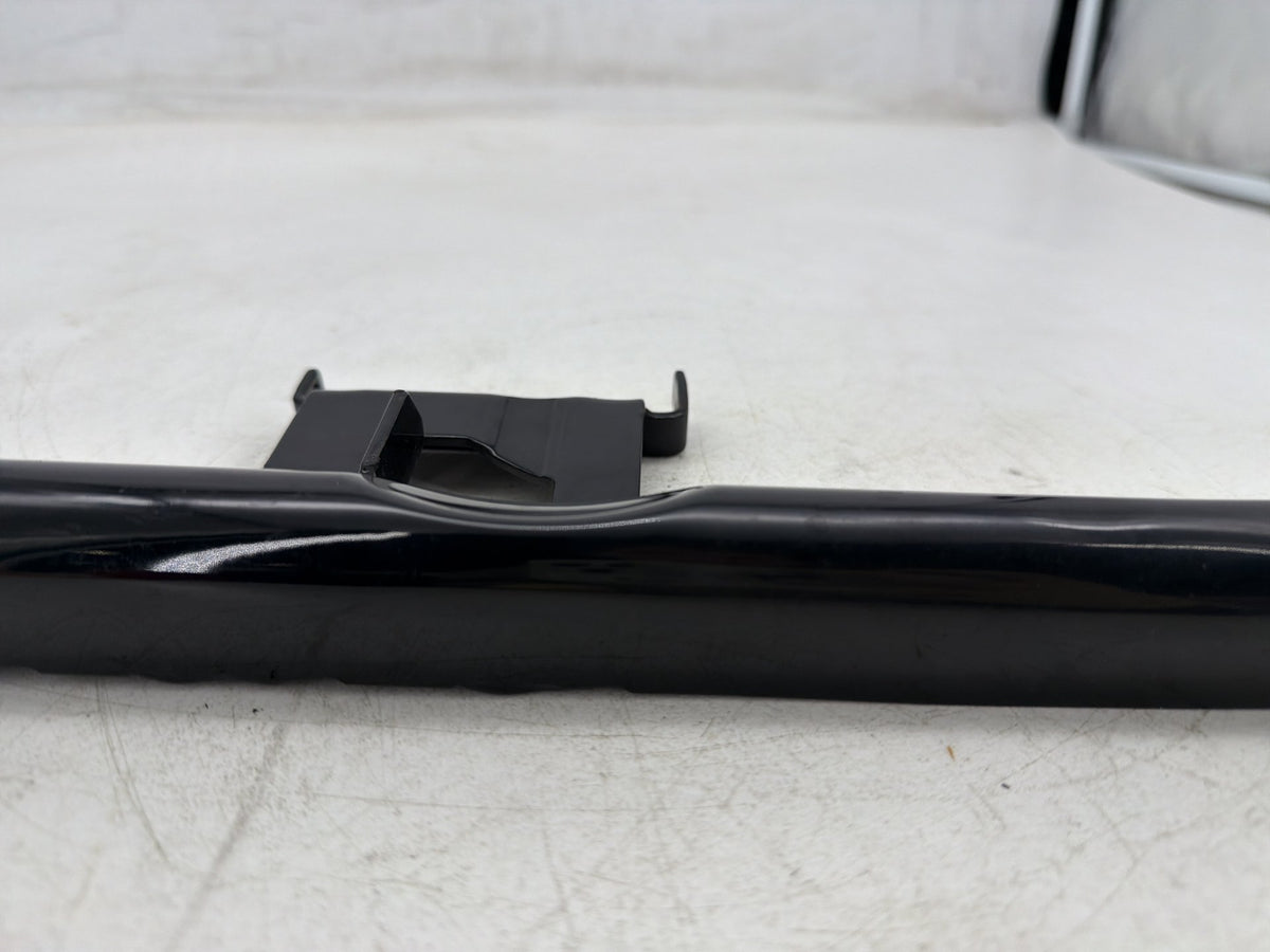 2006 Harley Softail Deuce FXSTDI OEM Seat Bracket Mount Support Mounting