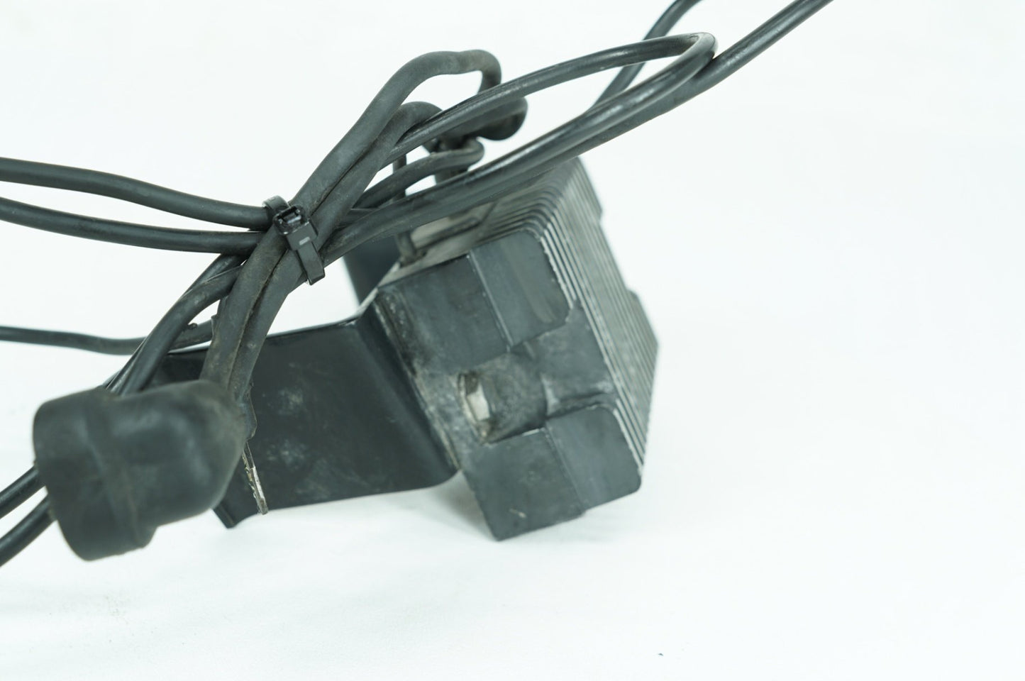1984 - 1998 Harley-Davidson Touring Electra Glide Classic Voltage Regulator Rectifier  74519-88A