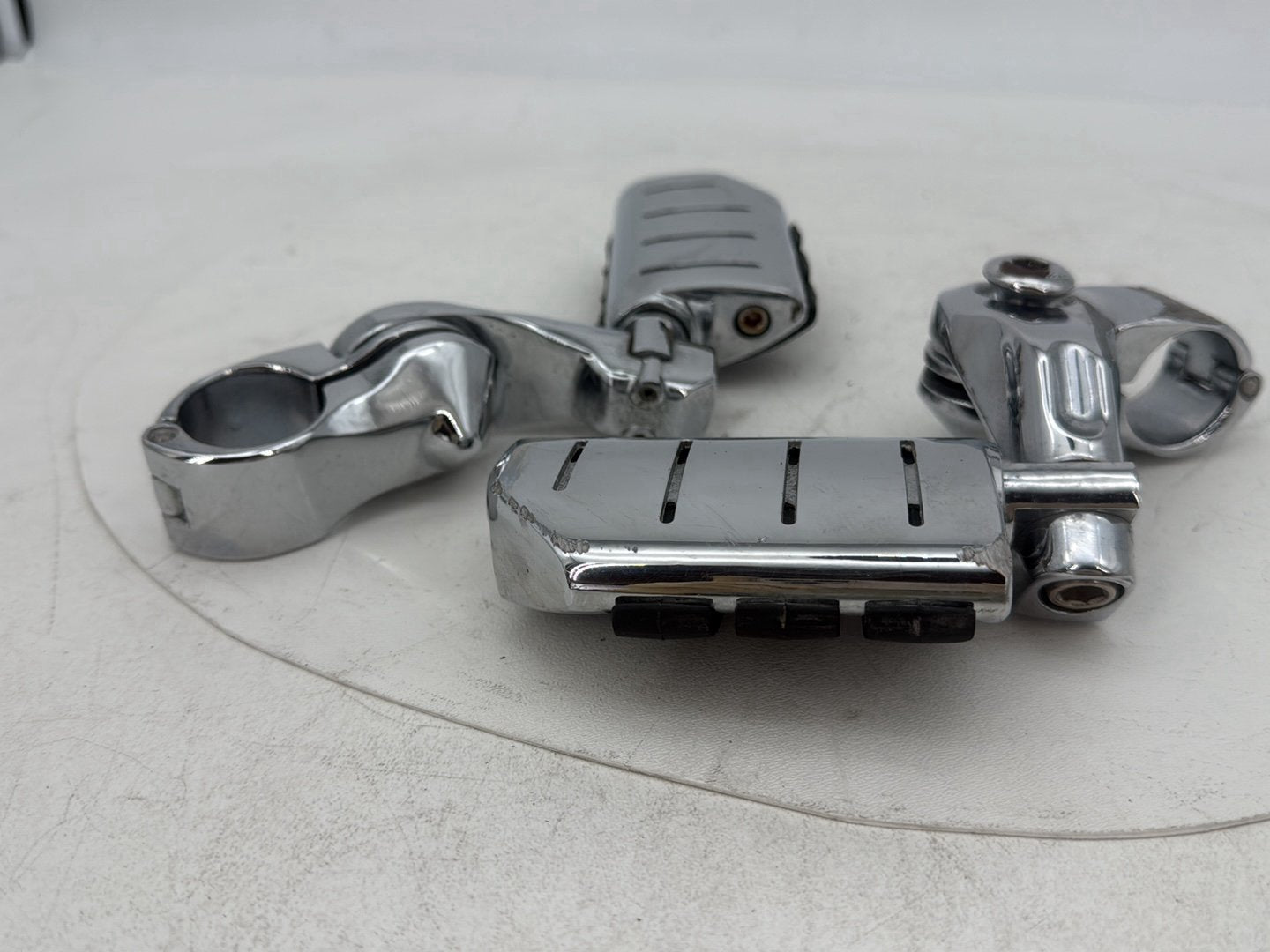 2007 - 2012 Harley-Davidson Touring Electra Glide Ultra Front Right Left Highway Foot Pegs KUR-4050