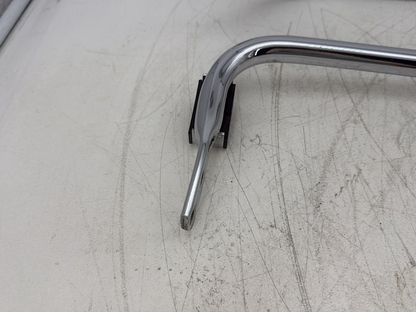2004 Harley Road King Touring Custom FLHRSI OEM Rear Left Right Saddlebag Guard Rails Bar