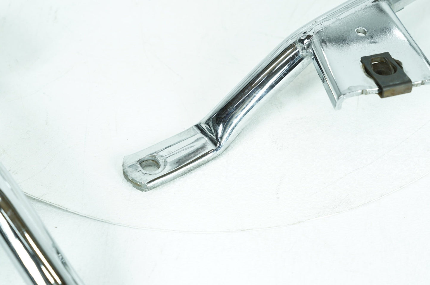 2008 - 2016 Harley-Davidson Touring Road Glide Custom Rear Right Saddlebag Guard Rails Bar 49206-09A