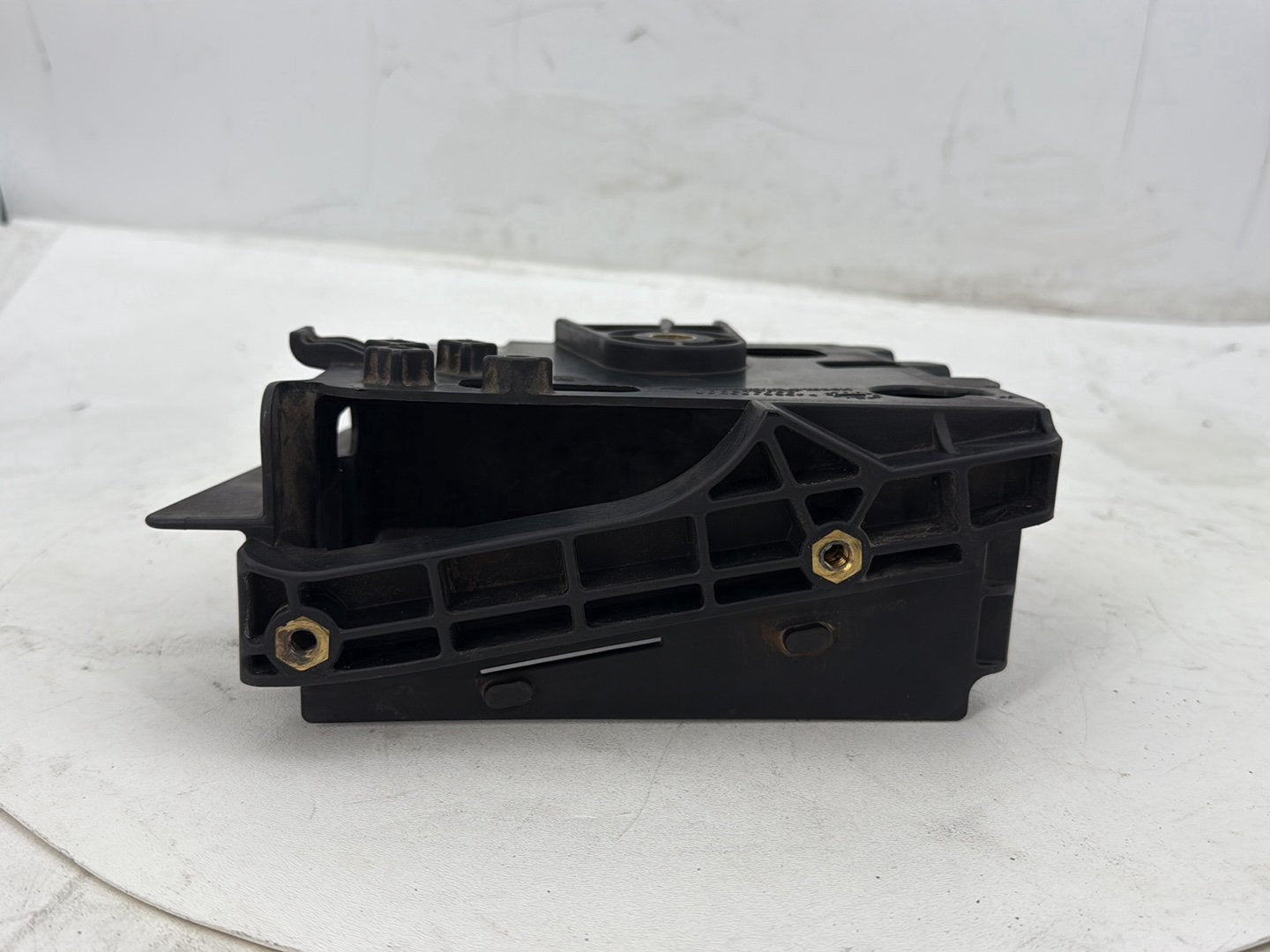 2006 Harley Dyna Super Glide Custom FXDCI OEM Battery Tray Bracket Holder Carrier