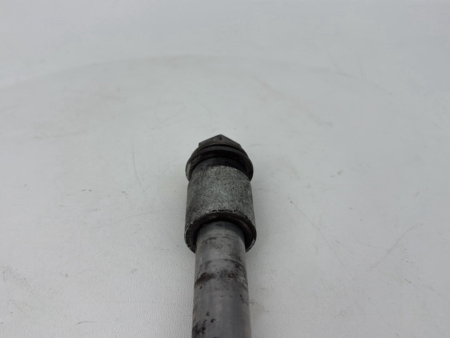 2004 - 2013 Harley-Davidson Sportster 883 Custom Rear Wheel Axle Bolt Shaft 41176-05