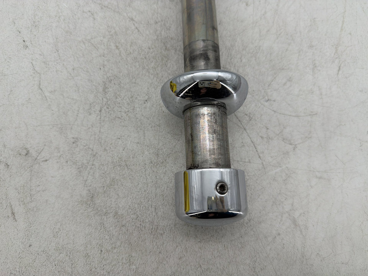2007 Harley Electra Touring CVO Screamin Eagle OEM Front Wheel Axle Bolt Shaft