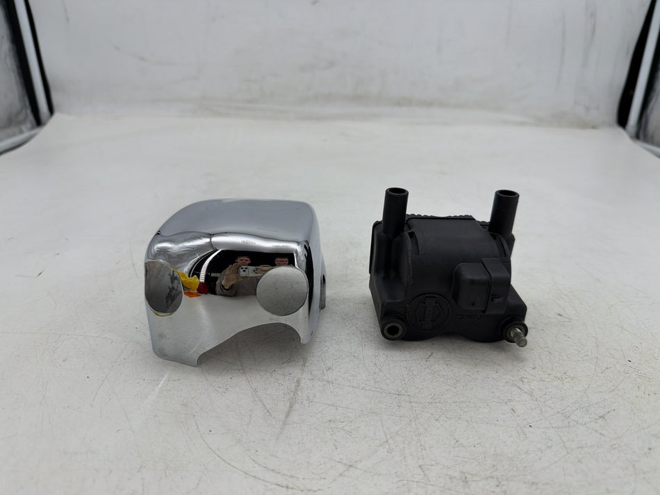 06 Harley Softail Deuce FXSTDI OEM Ignition Coil Spark Igniter w/ Cover 31655-99