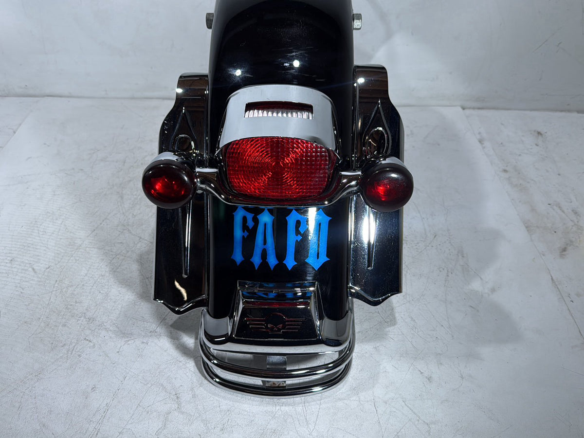 2005 Harley Road King Touring Police OEM Rear Wheel Fender & Turn Signals Bar