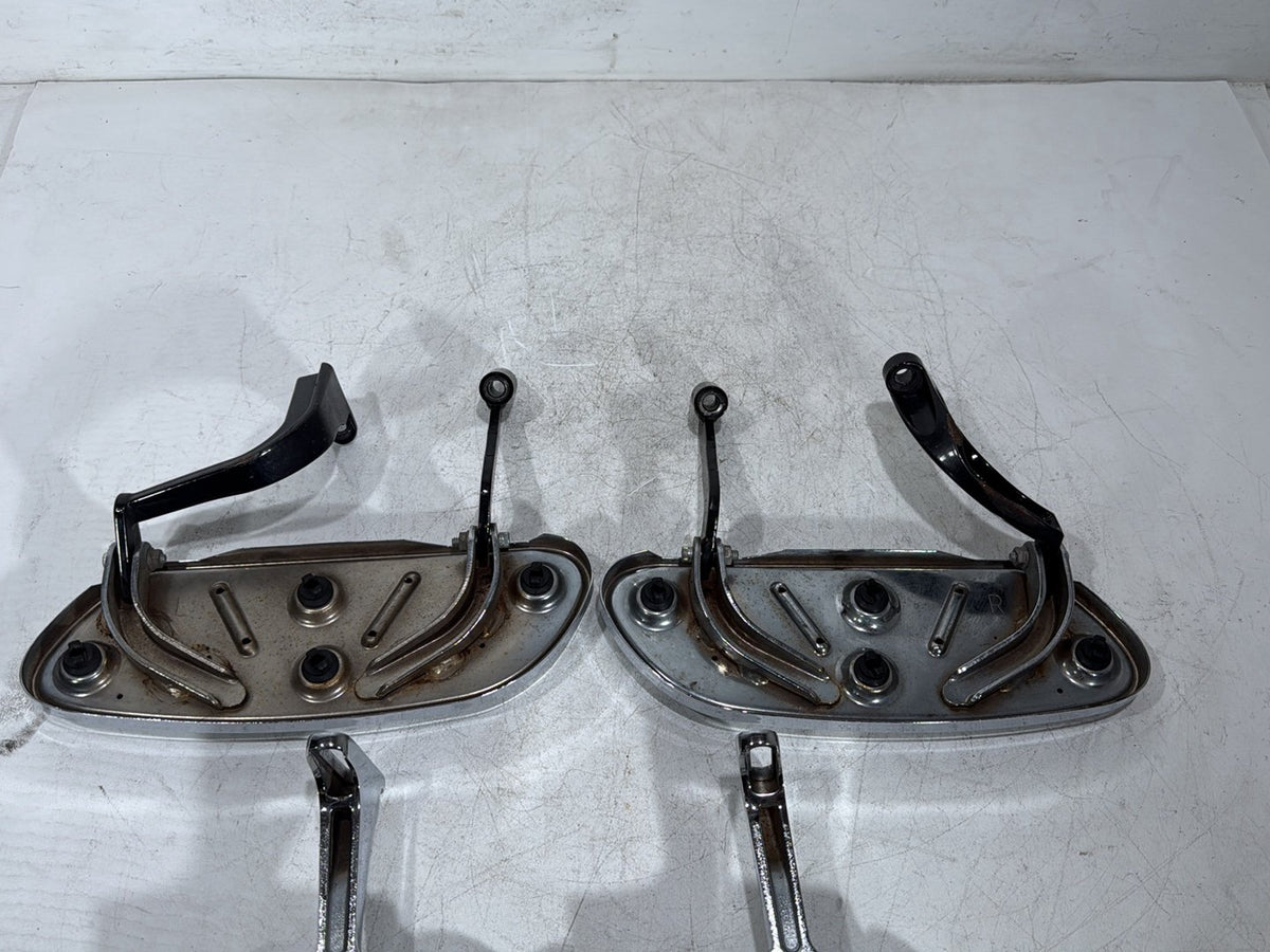 10 Harley Street Glide Touring FLHX OEM LH RH Driver & Pass Floorboard Foot Rest