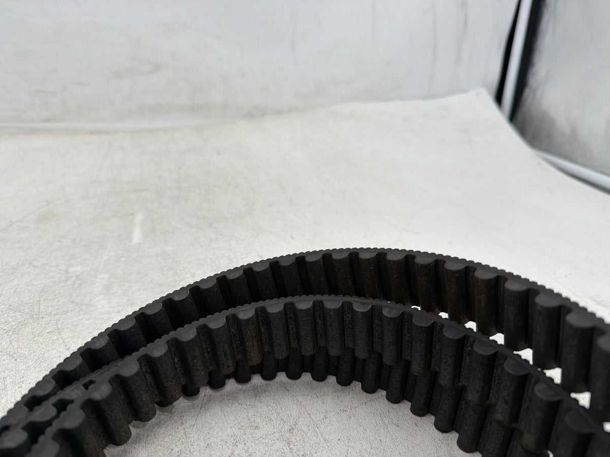 2004 Harley Heritage Softail Classic OEM Rear Drive Belt 40307-00B 135T 1-1/8"