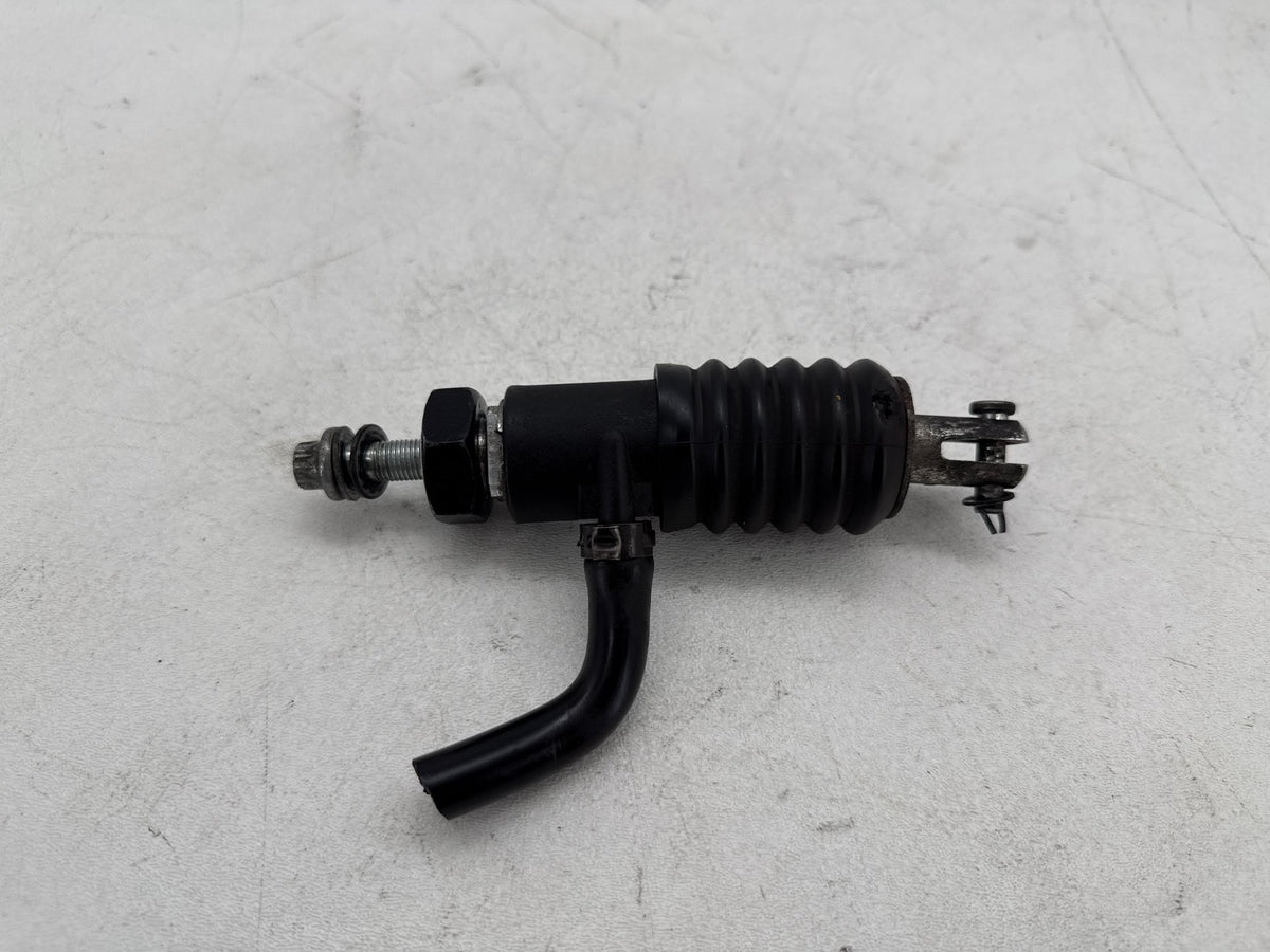 1997 Harley Road King Touring FLHR OEM Rear Brake Master Cylinder 41755-97A