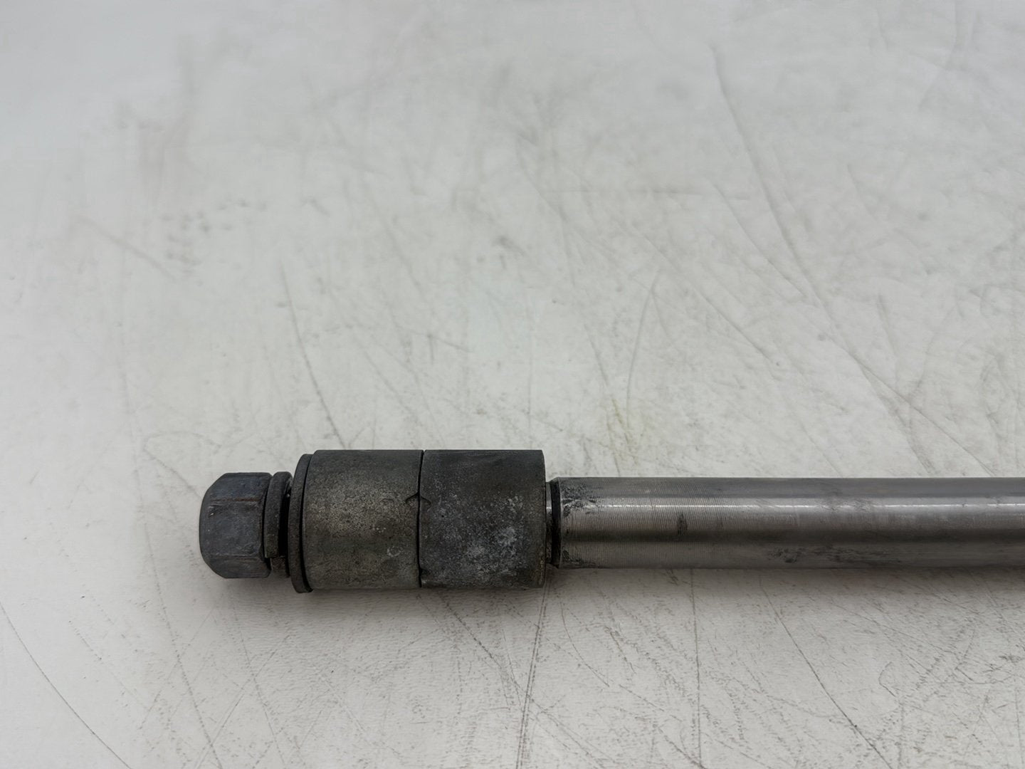 2005 Harley Dyna FXDWG Wide Glide OEM Front Wheel Axle Bolt Shaft