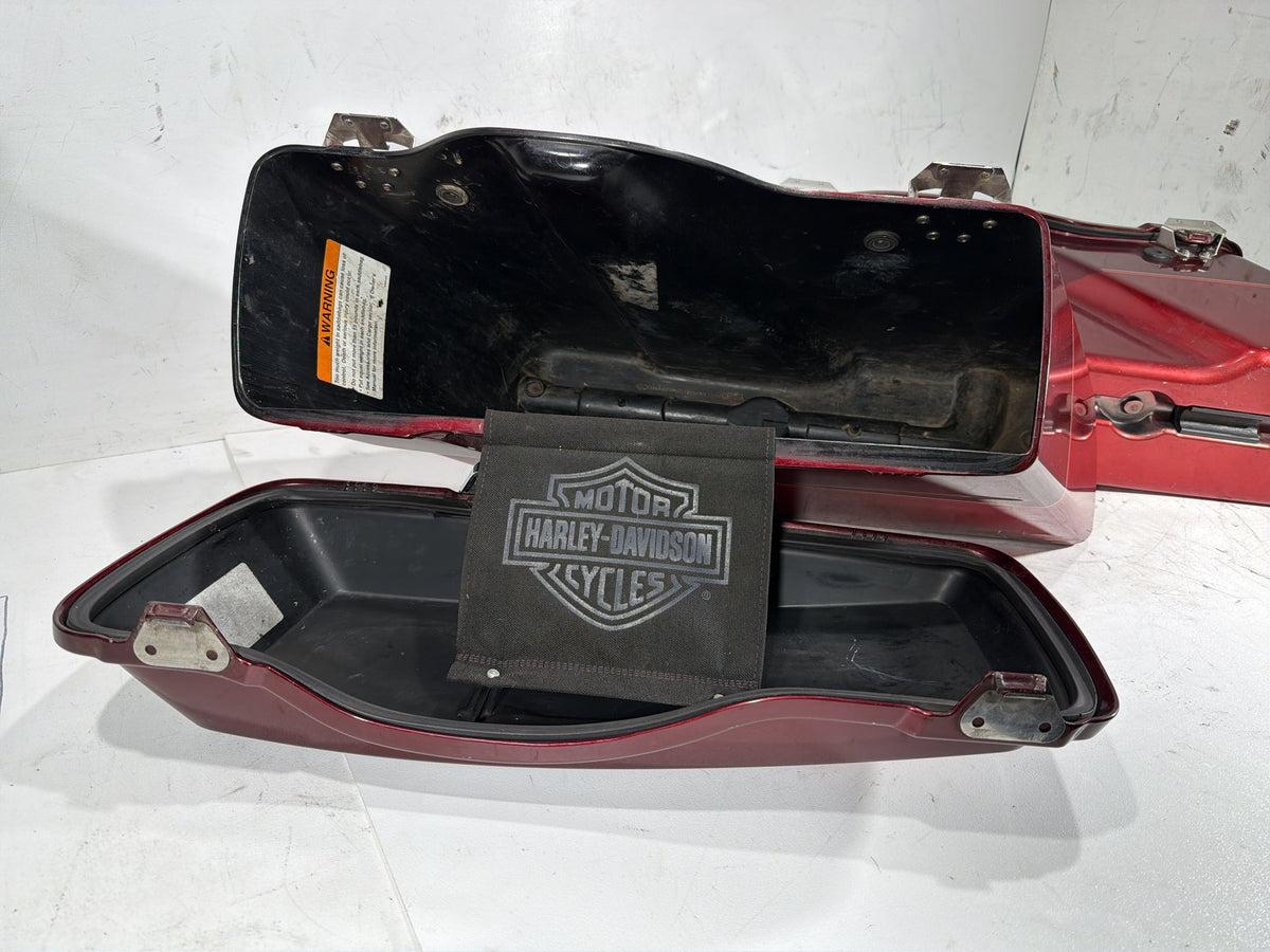 2008 Harley Electra Glide Touring Ultra OEM Left Right Saddlebags Luggage NOKey