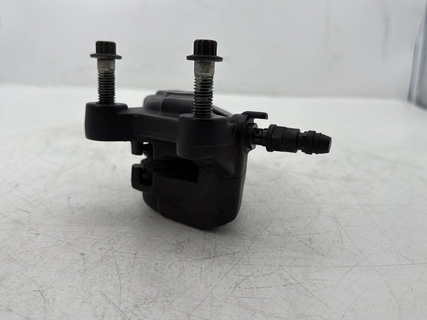 2014 Harley Street Glide Touring FLHXS OEM Front Right 1 Brake Caliper