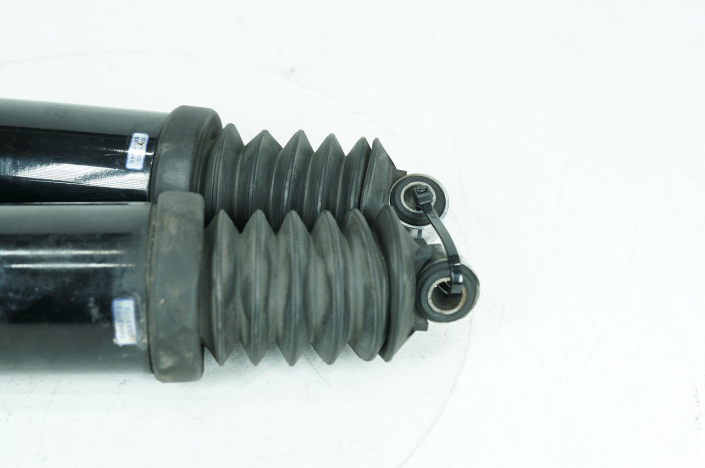 1999 - 2006 Harley-Davidson Touring Electra Glide Ultra Rear Left Right Shock Absorbers 54662-09
